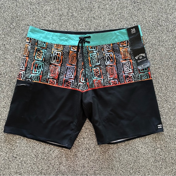Billabong Air Lite Stretch‎ Pro Boardshorts 19” Mens Size 38 Mid Length - Picture 1 of 5